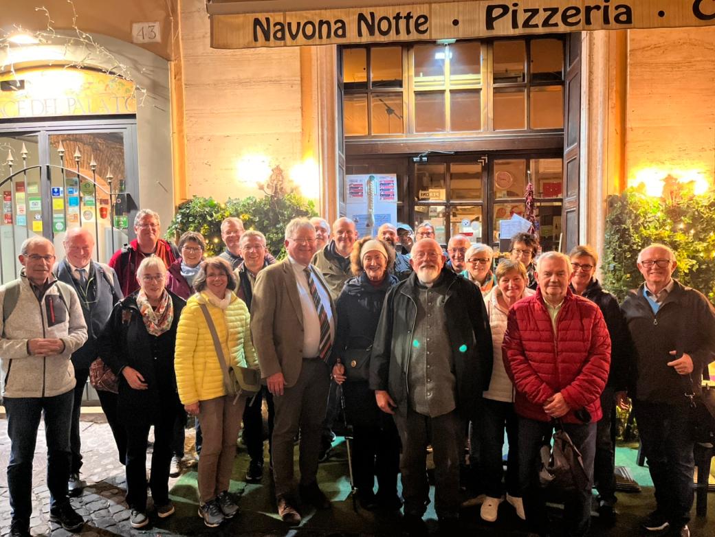 Nach dem Abendessen - Treffen mit dem deutschen Botschafter beim Hl. Stuhl