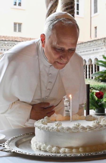 Auguri, Papa Leone
