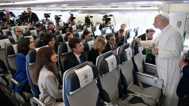 Fliegende Pressekonferenz